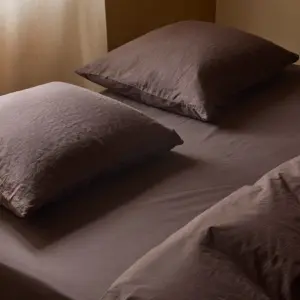 mood_fittedsheet_roastedbrown_1_1