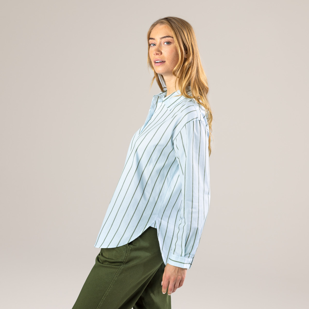 Ženska srajca iz ekološkega bombaža