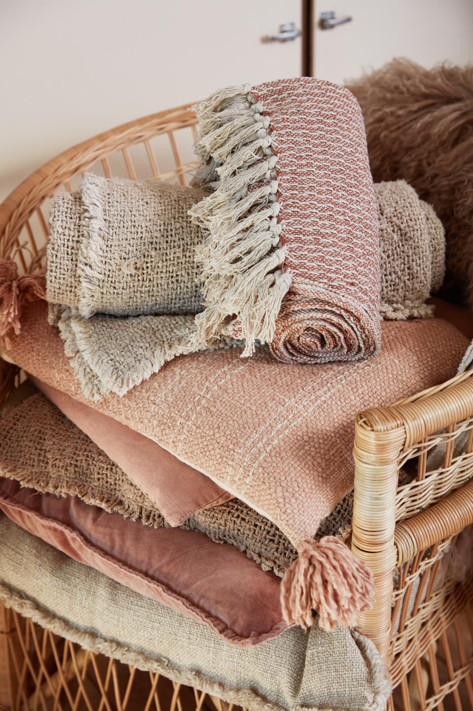 Trend079_6510-86_6429-43_6201-64_6229-64_6230-64_6884-30_trend001