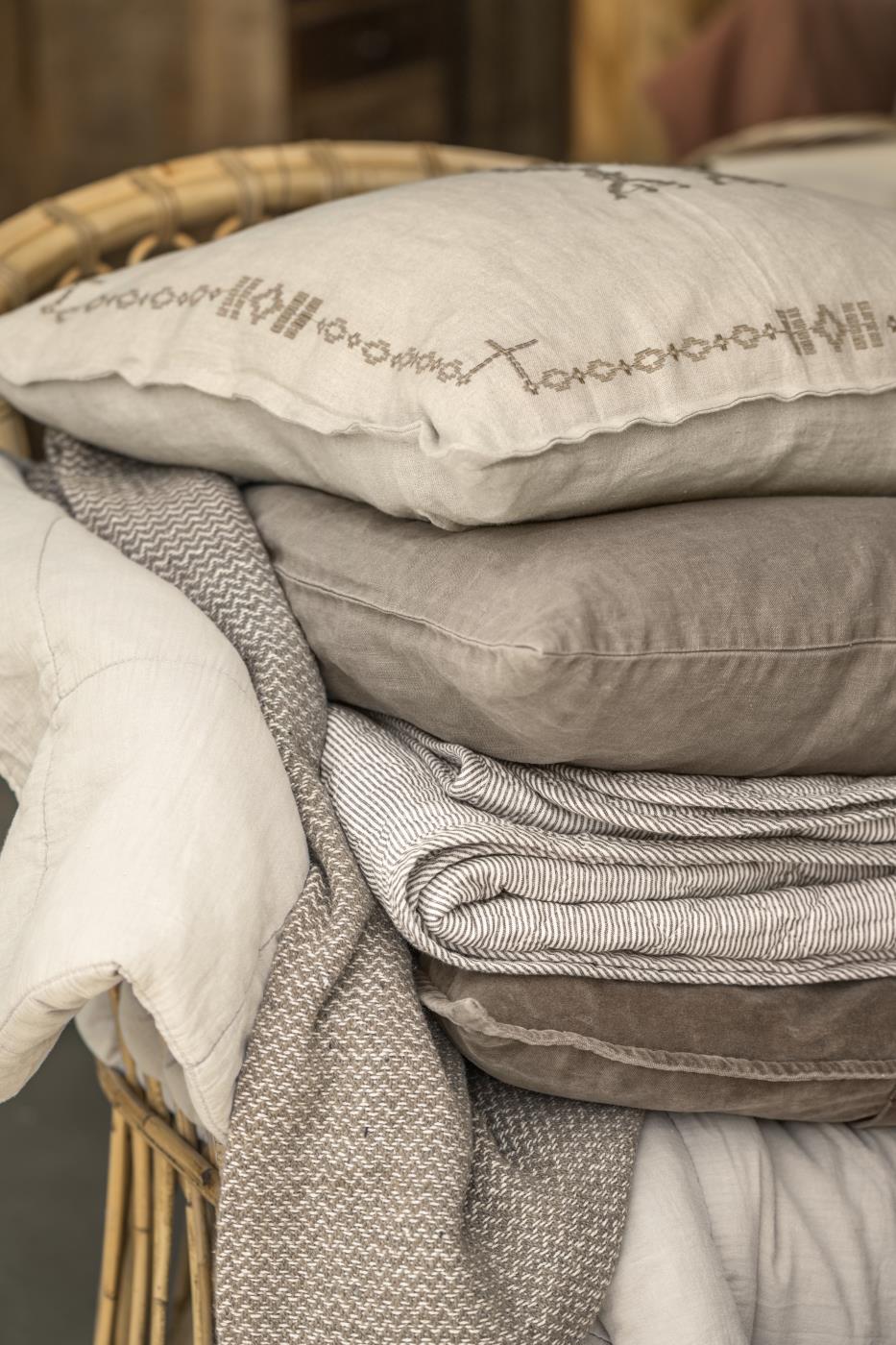 Trend127_0788-45_6564-14_6205-76_6230-76_6876-76_Trend01