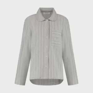 pyjama-shirt-women-velvet-flannel-light-grey-blue-stripe-front_1