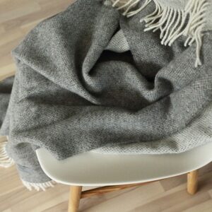 Volnena deka WoolMe 130x200 Roberto steel grey Volnena deka WoolMe 130x200 Roberto steel grey