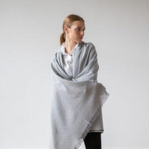 Volneni šal 130x180 Salvatore silver Volneni šal 130x180 Salvatore silver