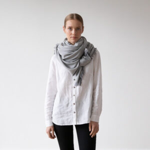 Volneni šal 130x180 Salvatore silver Volneni šal 130x180 Salvatore silver