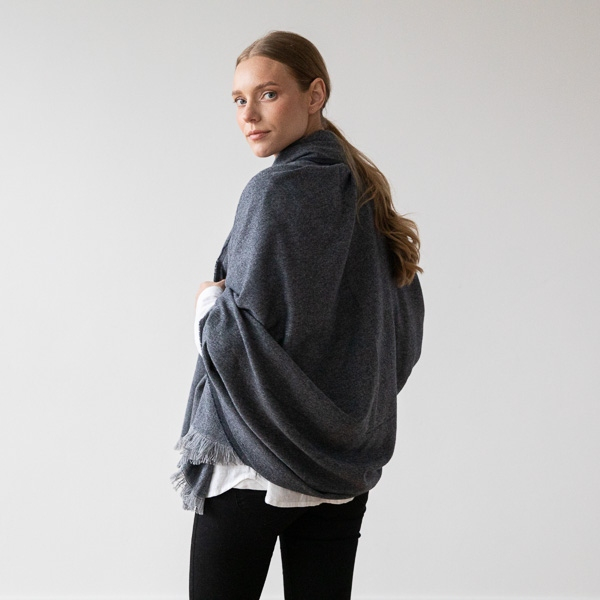 Volneni šal, odeja 130x180 S.INDIGO