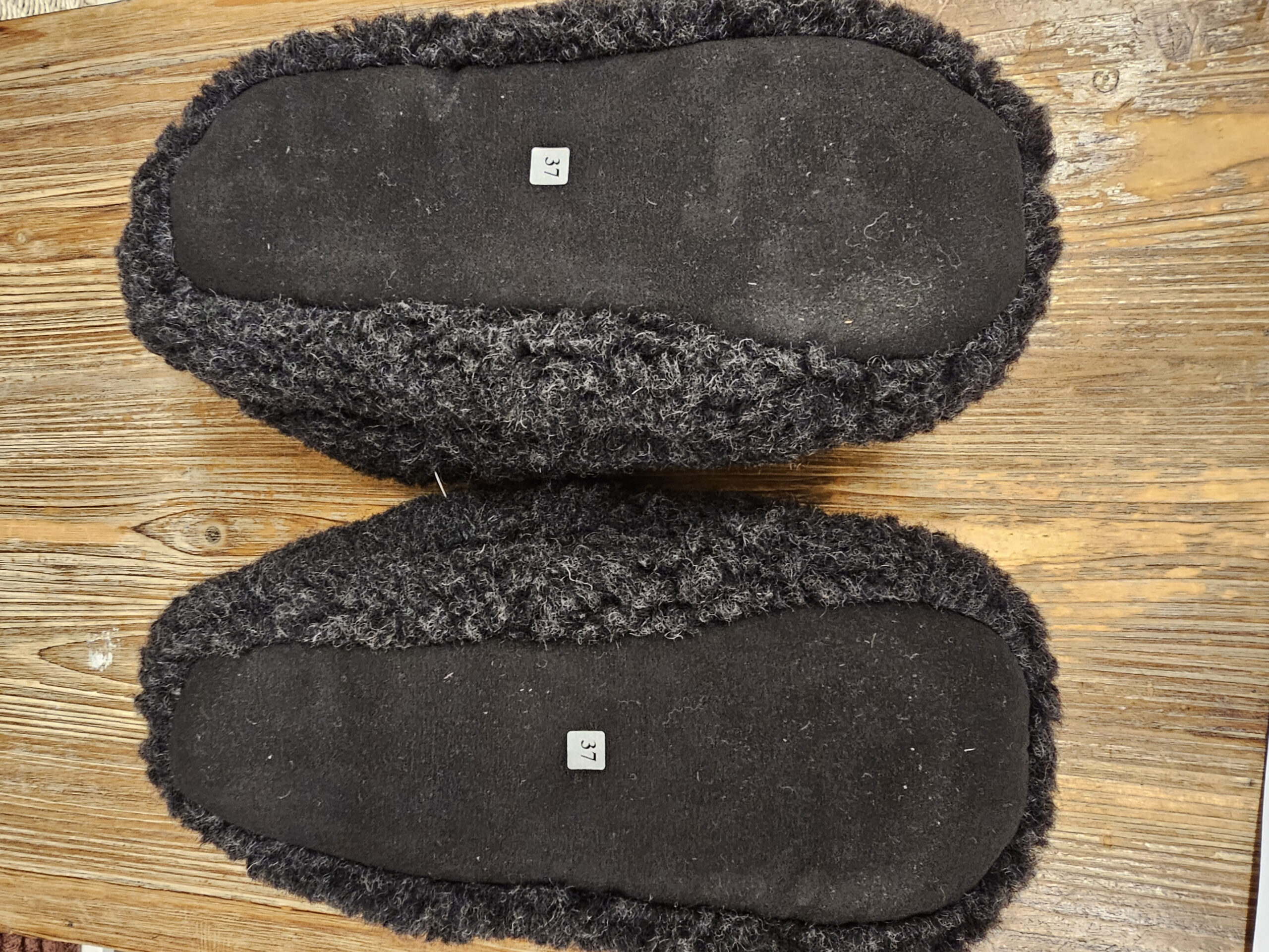 Copati iz 100% kosmatene volne t.sivi, nizki, več velikosti