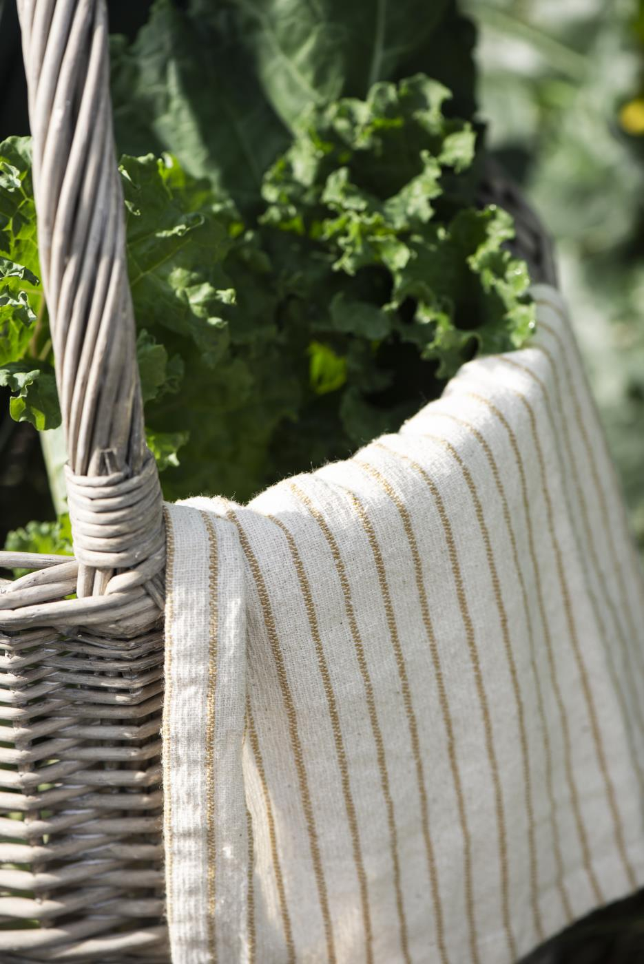 Košara okrogla z ročajem visoka 2934