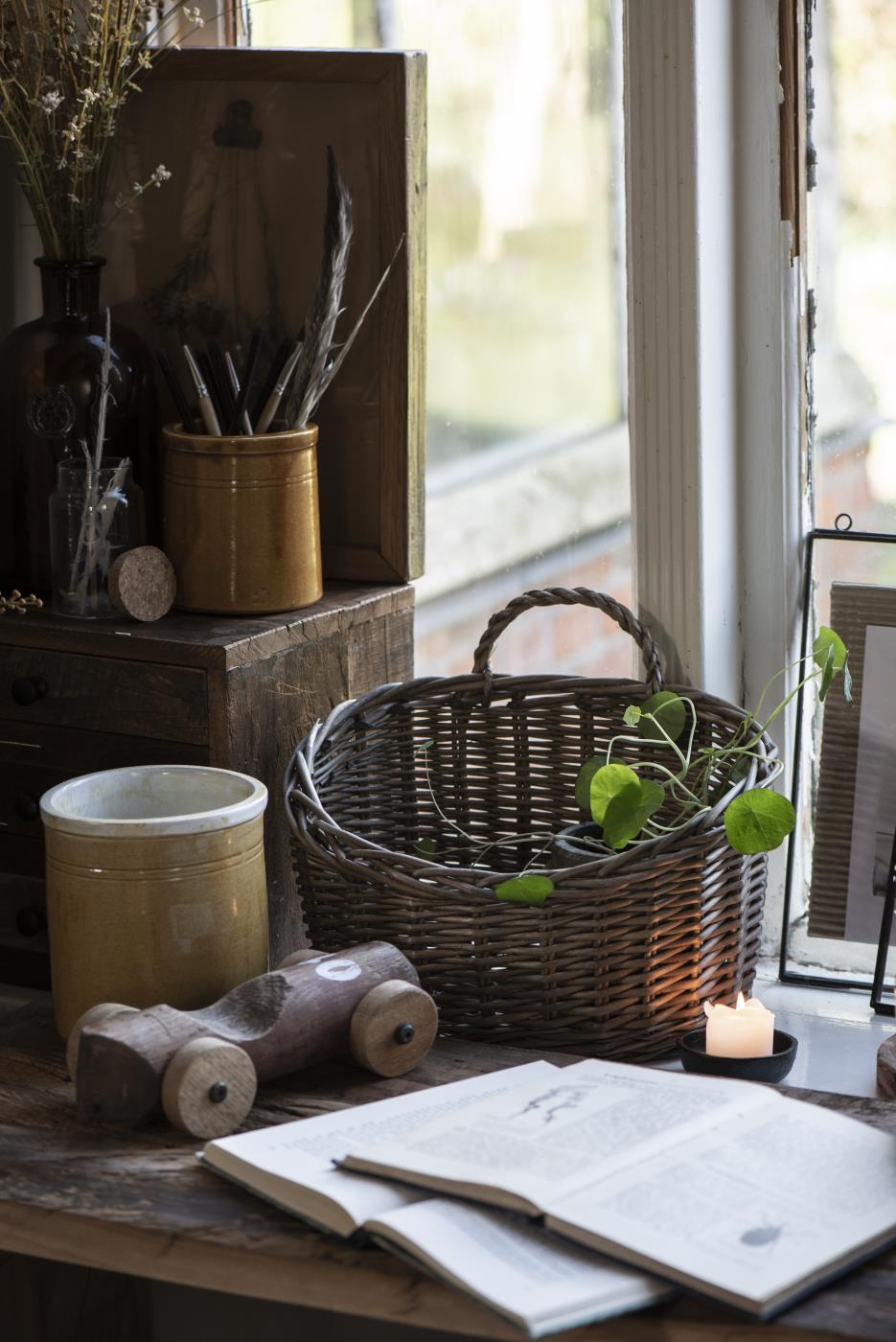 Košara stenska ali namizna 2917 Košara stenska ali namizna 2917