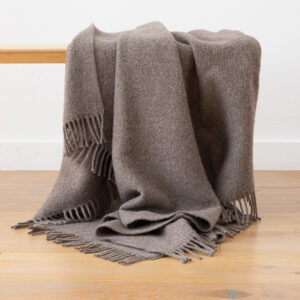 NA ZALOGI Volnena deka 120x180 P brown