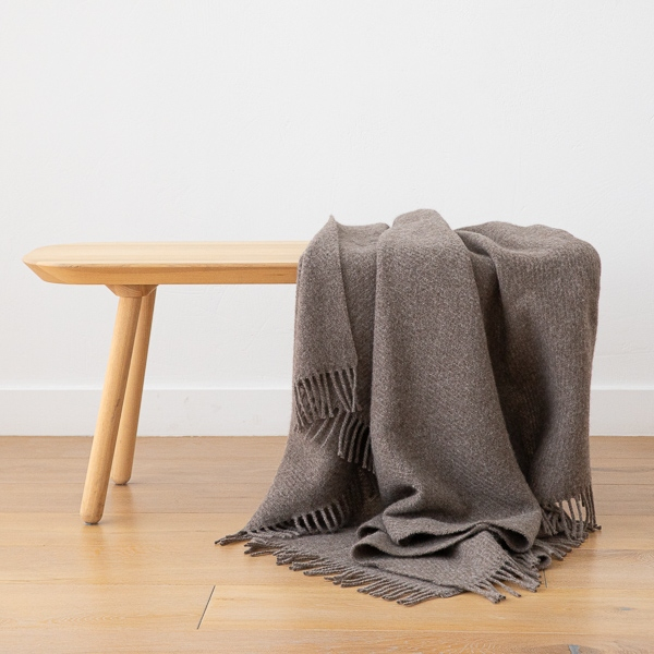 NA ZALOGI Volnena deka 120x180 P brown