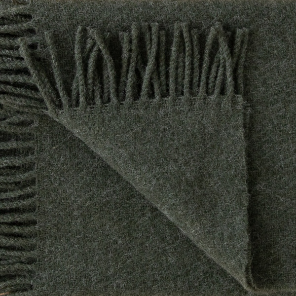 NA ZALOGI Volnena deka 120x180 P dark olive NA ZALOGI Volnena deka 120x180 P dark olive