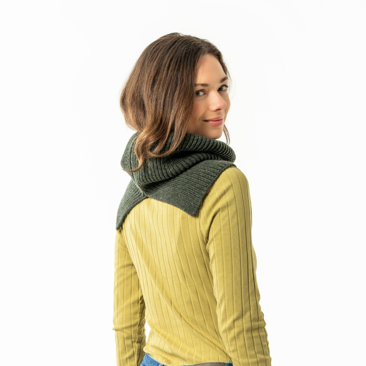 Volneni šal, T.ZELENA Volneni šal, T.ZELENA