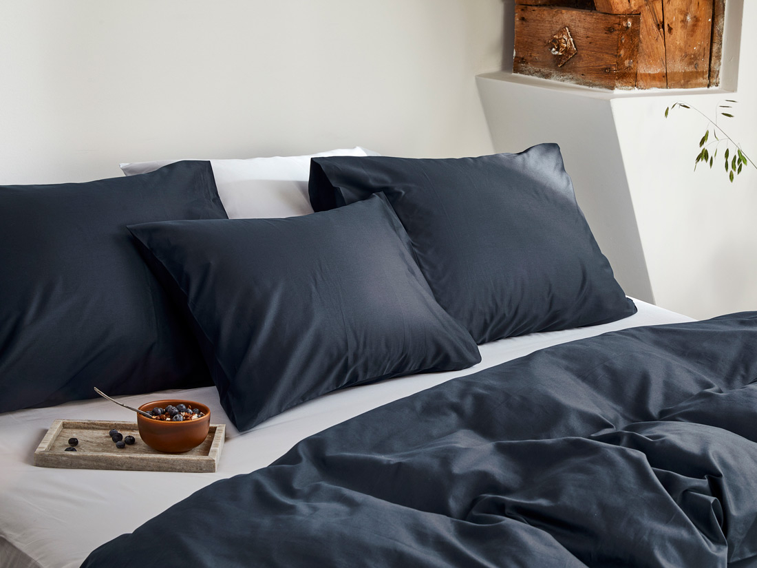 Posteljnina ekološki bombaž saten BLUEBERRY več dimenzij