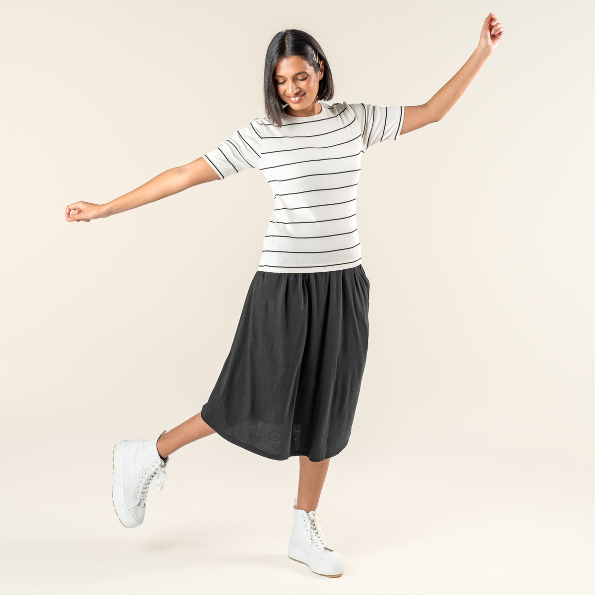 Ženska majica KR iz 100% eko bombaža črte ČRNA S,M