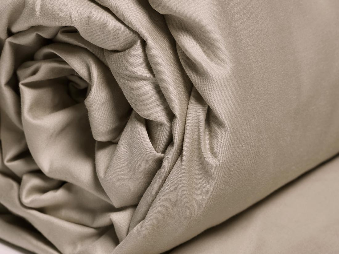 Jogi rjuha ekološki bombaž saten WARM TAUPE več dimenzij