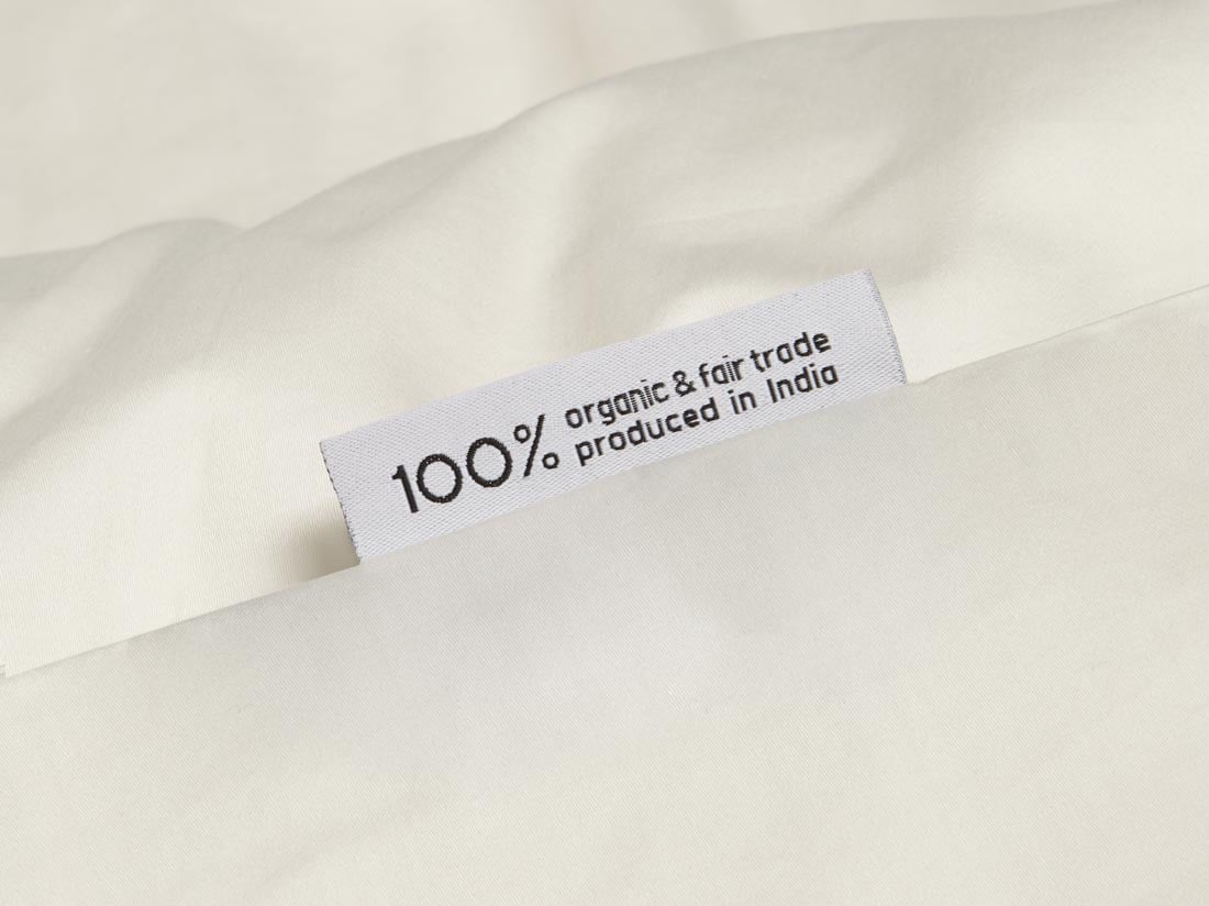 Posteljnina ekološki bombaž saten TOPLA BELA več dimenzij