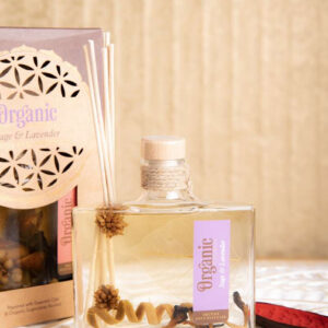 Dišava za prostor s paličicami Žajbelj in Sivka 150 ml.