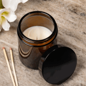 Dišeča sveča "Sadje in cimet" 120 ml.