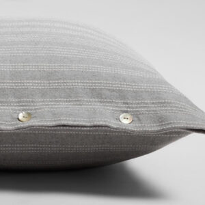 Posteljnina flanela siva črtasta, razl.dim.