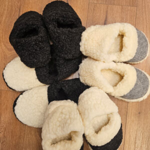 Copati iz 100% kosmatene volne t.sivi, nizki, več velikosti