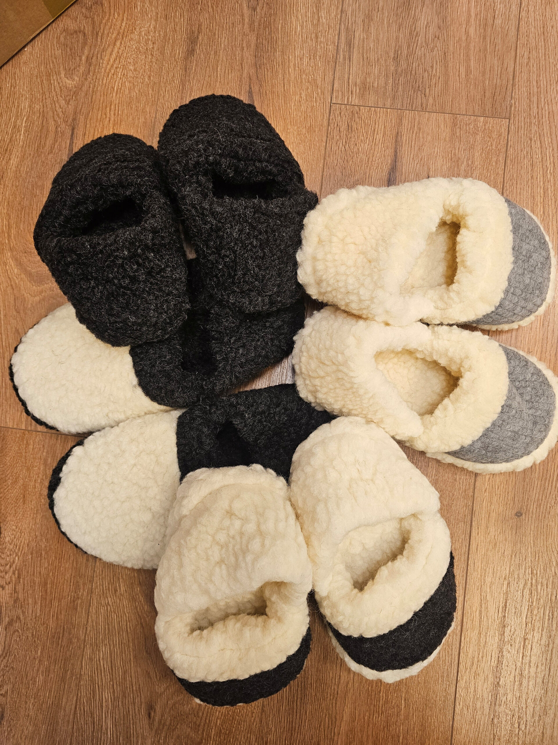 Copati iz 100% kosmatene volne t.sivi, nizki, več velikosti