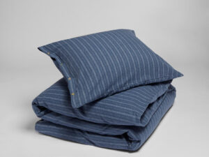 Posteljnina flanela modra črtasta, razl.dim.