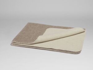 Mehka deka iz 100% merino volne white/light brown 150x220