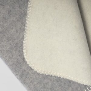 Mehka deka iz 100% merino volne white/lig grey 150x220 Mehka deka iz 100% merino volne white/lig grey 150x220