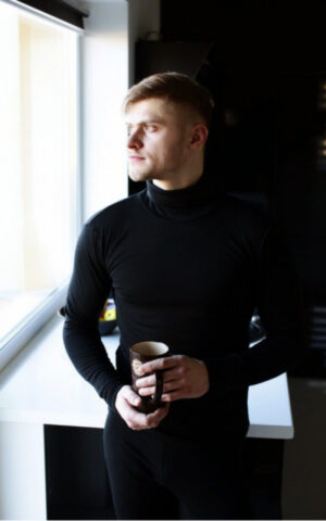 Moški puli iz 100% volne ČRN XS do XXXL