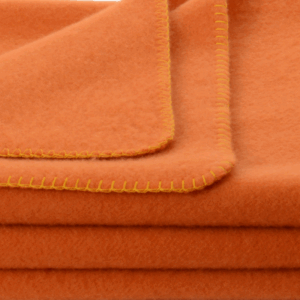 Otroška odeja 100% ovčja volna INN velur ORANŽNA dve dim.