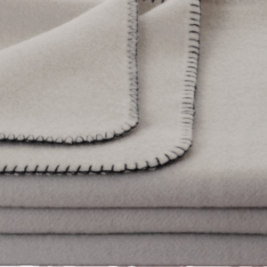 Volnena odeja INN velur silber 150x200