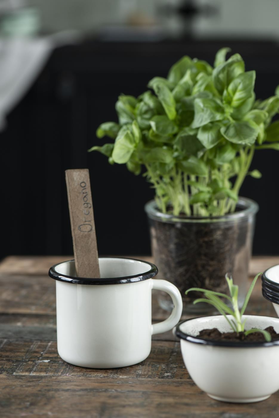 Emajlirana skodelica butter cream