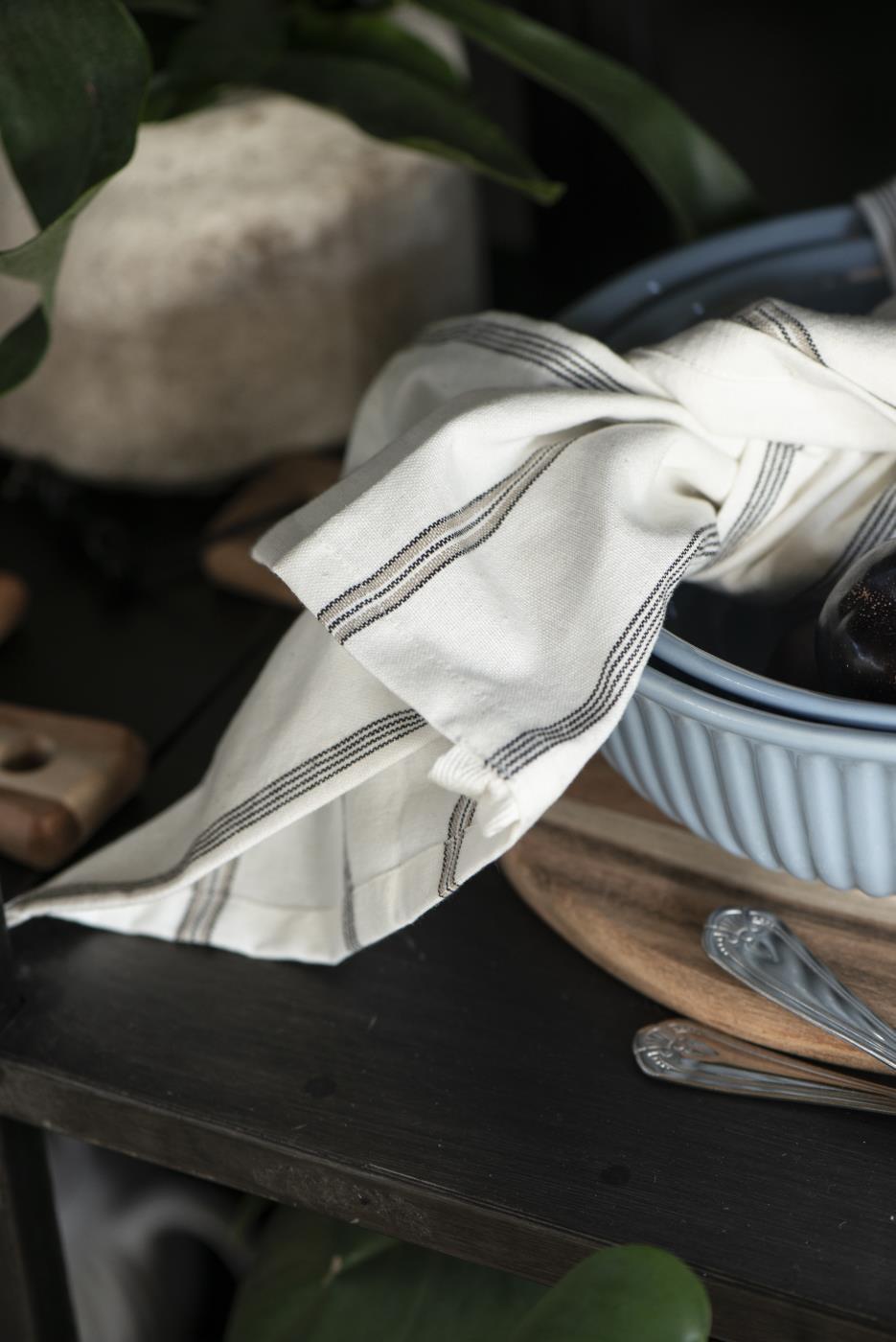 Skleda velika svetlo modra