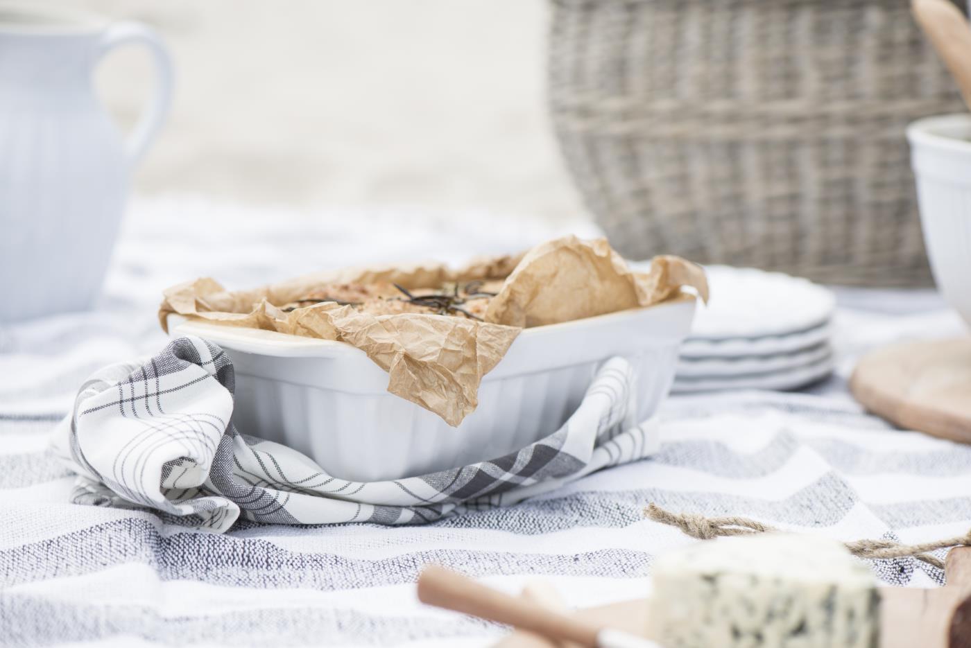 Keramični pekač bel Keramični pekač bel