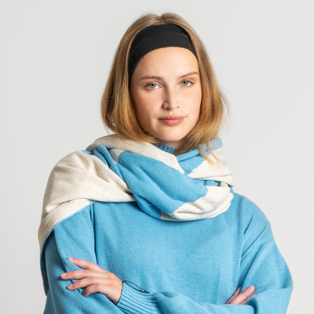 Šal iz volne in ekološkega bombaža, MODER/NATUR