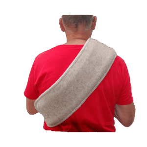 Dolg termofor iz naravnega kavčuka, v kompletu z volneno prevleko Dolg termofor iz naravnega kavčuka, v kompletu z volneno prevleko