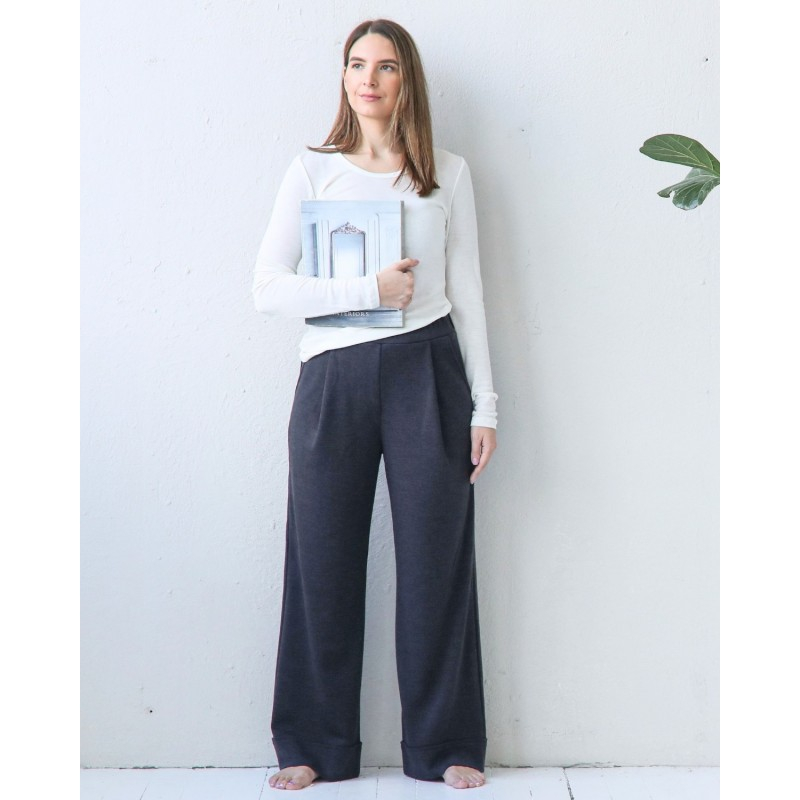 Ženske hlače iz 100% volne temno sive